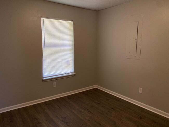 Photo - 238 E King St
