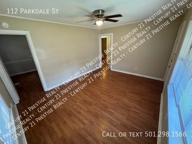 Photo - 112 Parkdale St