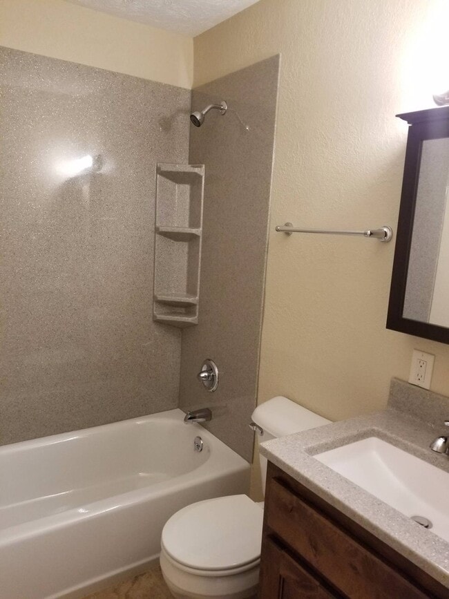 Photo - 3 Bedroom, 1 Bathroom Home with attached garage