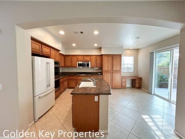 Photo - Beautiful Executive home located in the Ravinia community in Calavera Hills!