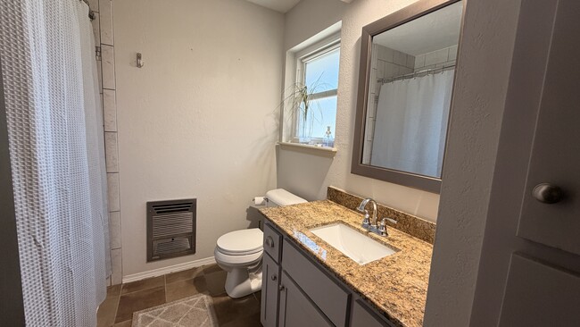 Photo - 209 E Cammack St