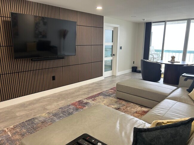 9940 S Ocean Dr Unit 802