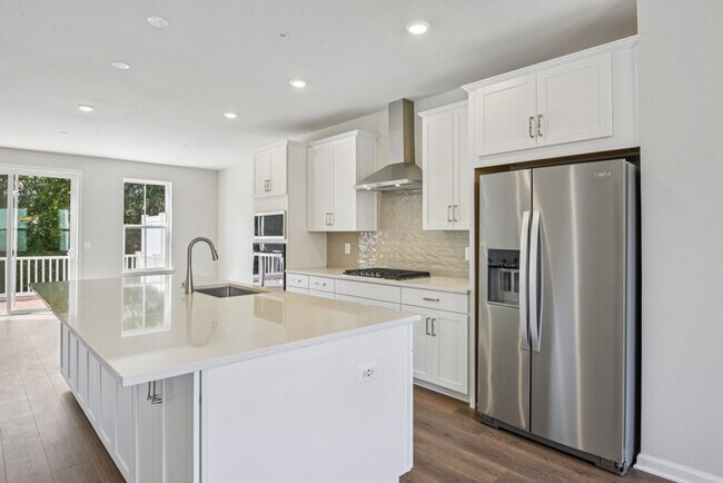 Photo - 9636 Killenney Pl