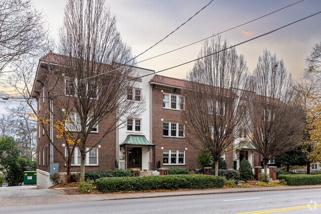Photo - Manchester Condominiums
