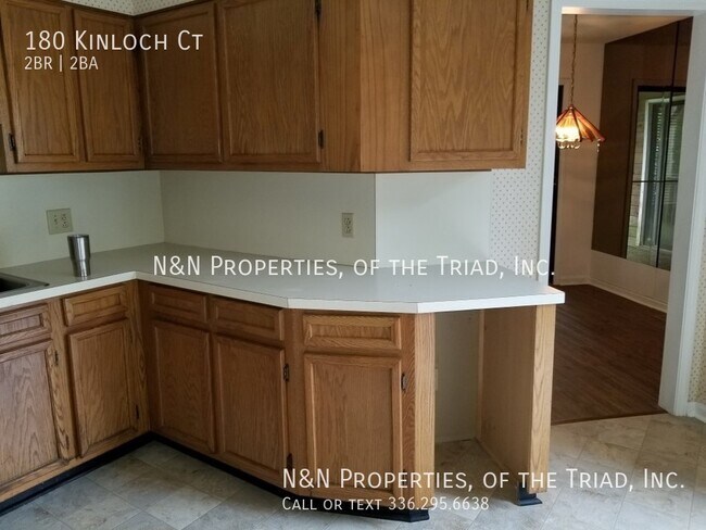 Photo - 180 Kinloch Ct