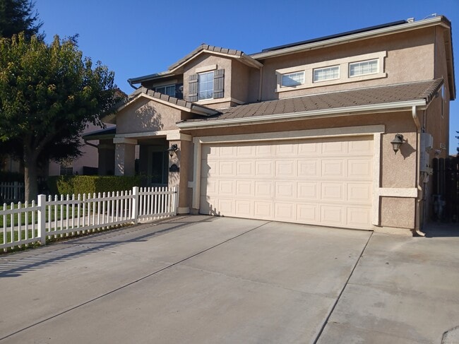 Photo - 1842 Santa Maria Ave