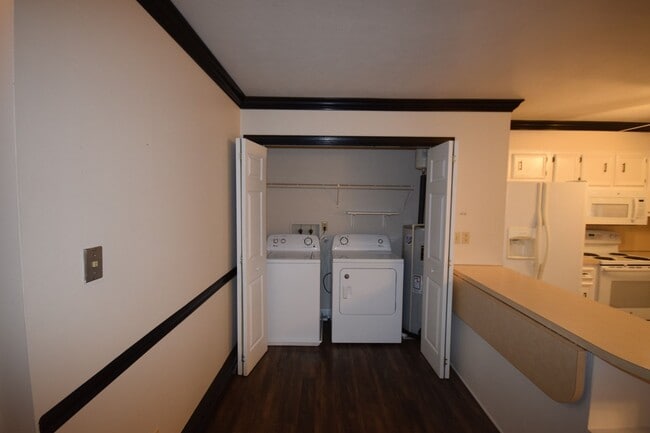 Photo - Brick Townhome in Park Forest!