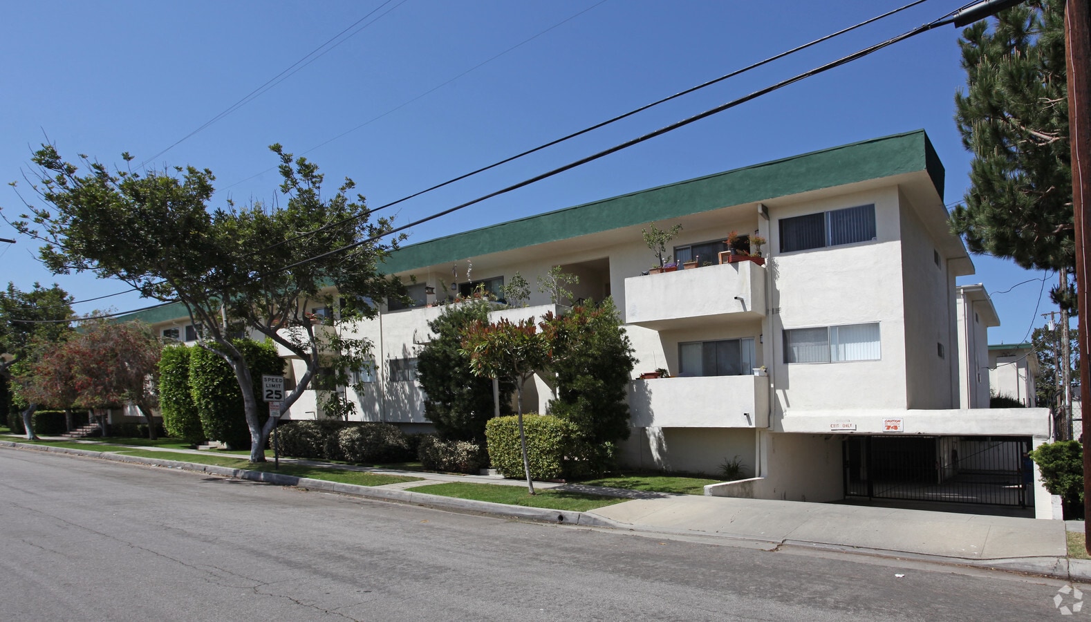 18311 Bailey Dr - Duo Quorum Apartments