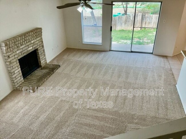 Photo - 12120 Thompkins Dr Unidad A