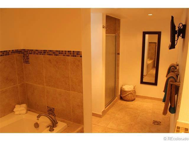 Building Photo - 11735 E 6th Pl Rental