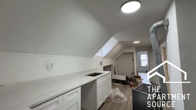 Photo - 1626 N Fairfield Ave Unit 3