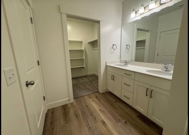 Photo - 3105 S 225 W Unit 202
