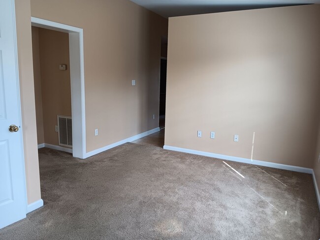 Photo - Christiansburg, 3 BR / 2 BA, August 14th