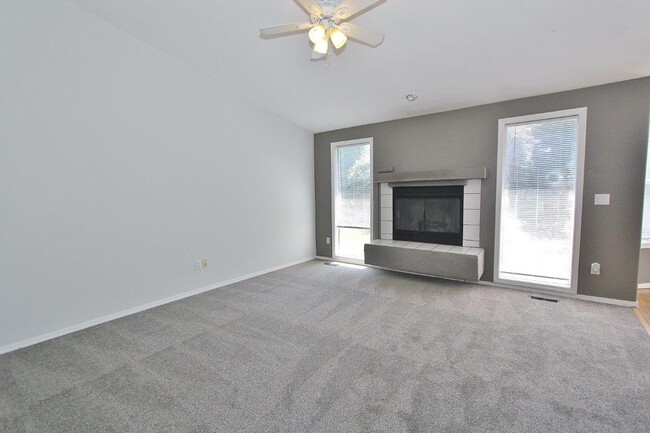 Photo - 12053 W Hickory Dr