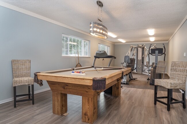 Explore Rebecca Shores Apartments - Rebecca Shores Apartment