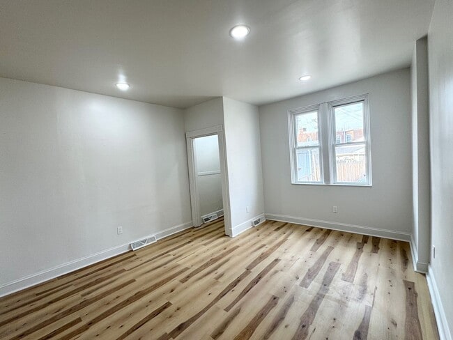 Photo - 3 Bedroom Semi-Detached Home