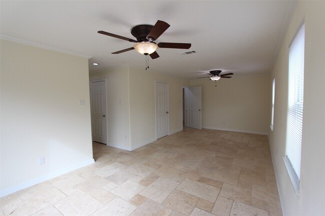 Building Photo - 6517 Sivley St