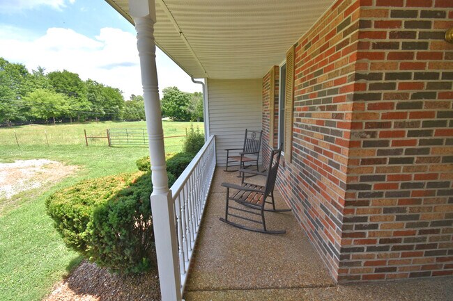 Photo - Amazing 4BR/2BA with 4 stall barn on 5 acr...