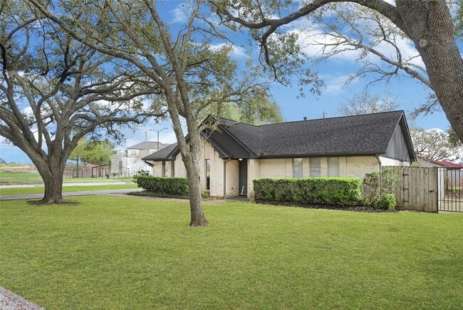 Photo - 13003 Frank Ln