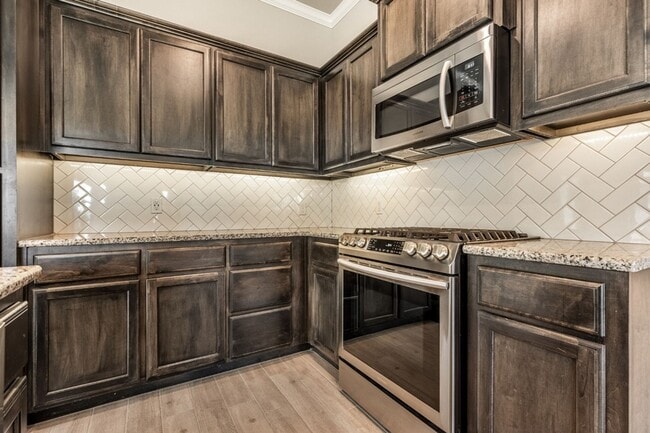 Photo - 4 Bed, 2 Bath Home for Rent in Edmond (Deer Creek Schools)- Move in Deposit-Free! (If Qualified)