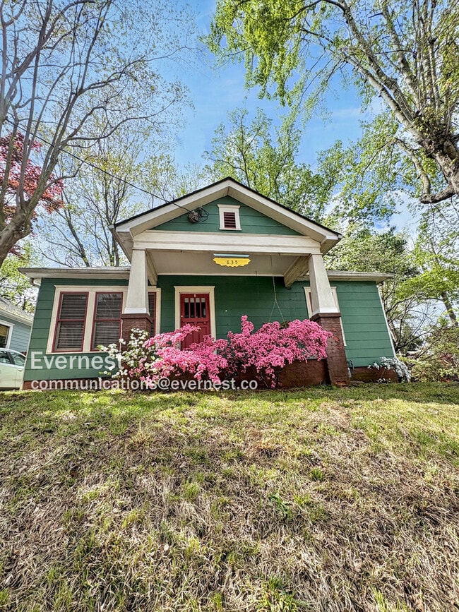 Building Photo - 835 Berne St SE Rental