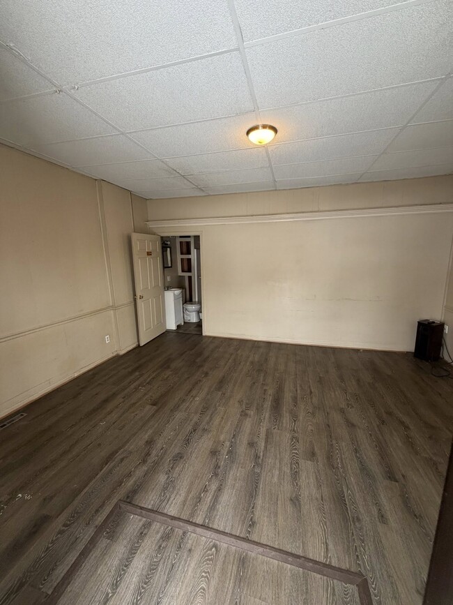 Photo - 1340 Linden Ave