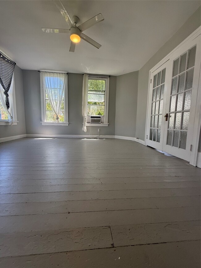 Photo - 2121 Avenue K