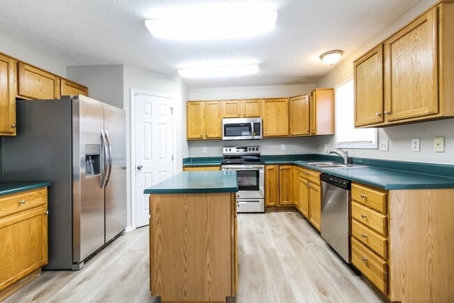 Photo - 6101 E Newberry Ct