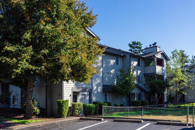 Brookside Gardens Apartments