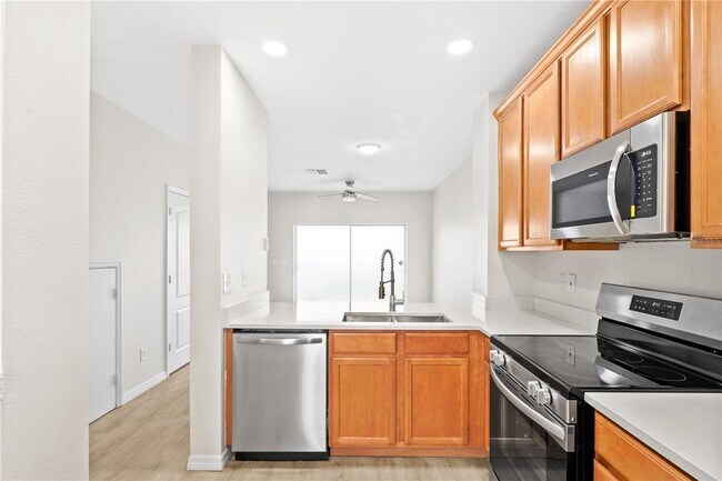 Photo - 10914 Savannah Wood Ct