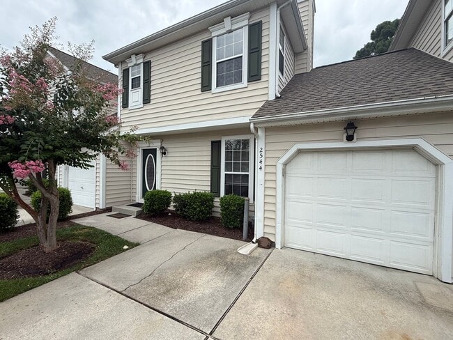 Photo - Condo Townhouse in Castleton Camden Village