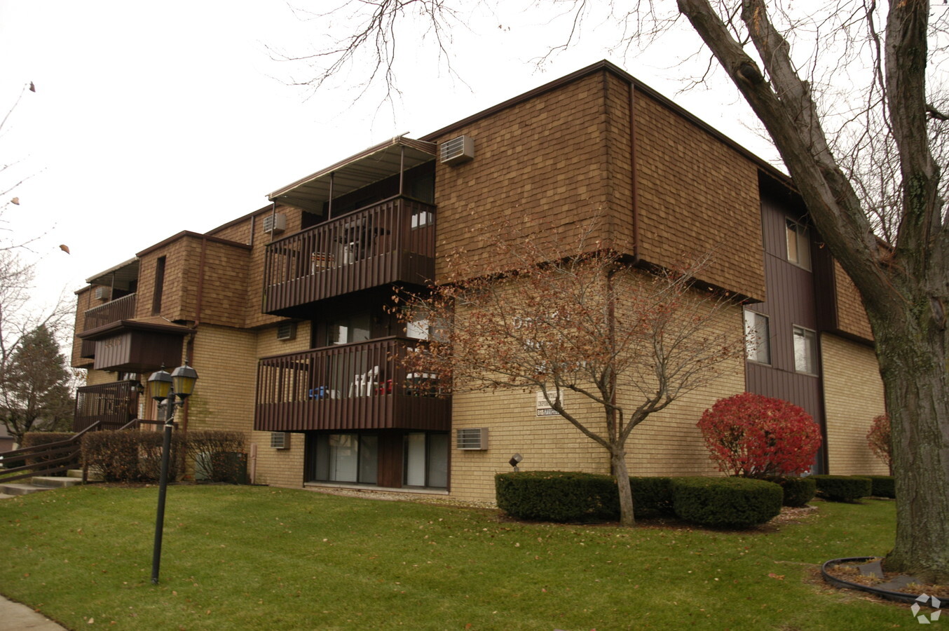 Oneida West Manor - Oneida West Manor Apartments