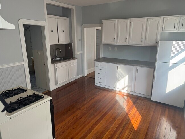 Photo - 98 Irving St Unit 2