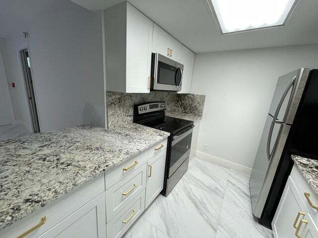 Photo - 616 Executive Center Dr Unit 102