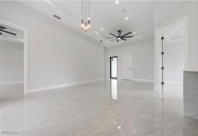 Photo - 1130 Ivan Ave S