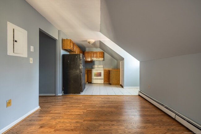 Building Photo - 56 Park Ave Unit 301