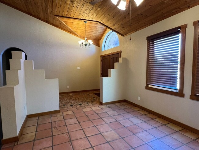 Photo - ** Spacious Retreat in Terra Estates II **