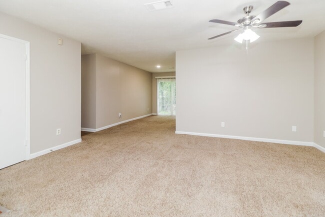 Photo - 5251 Mainstreet Park Dr