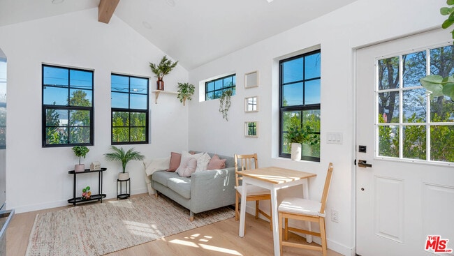 Photo - 6761 Case Ave