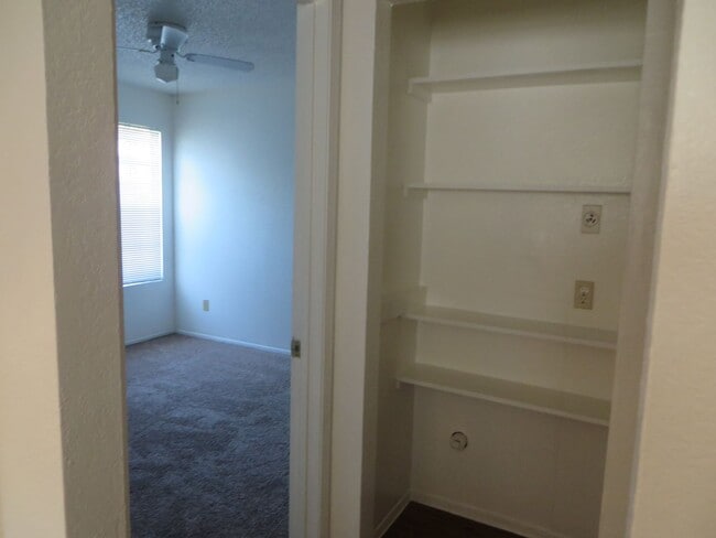 Photo - 2217 Katy Ln Unit B