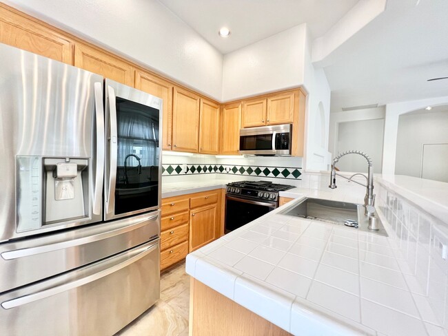Beautiful 2Bd/2.5Ba with office located in... - Beautiful 2Bd/2.5Ba with office located in... Casa