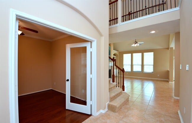 Photo - 30 Granite Path Pl