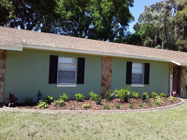 4458 County Road 472 Unit B