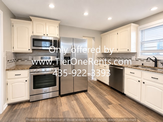 Photo - This property offers a NO DEPOSIT option available for qualified renters!