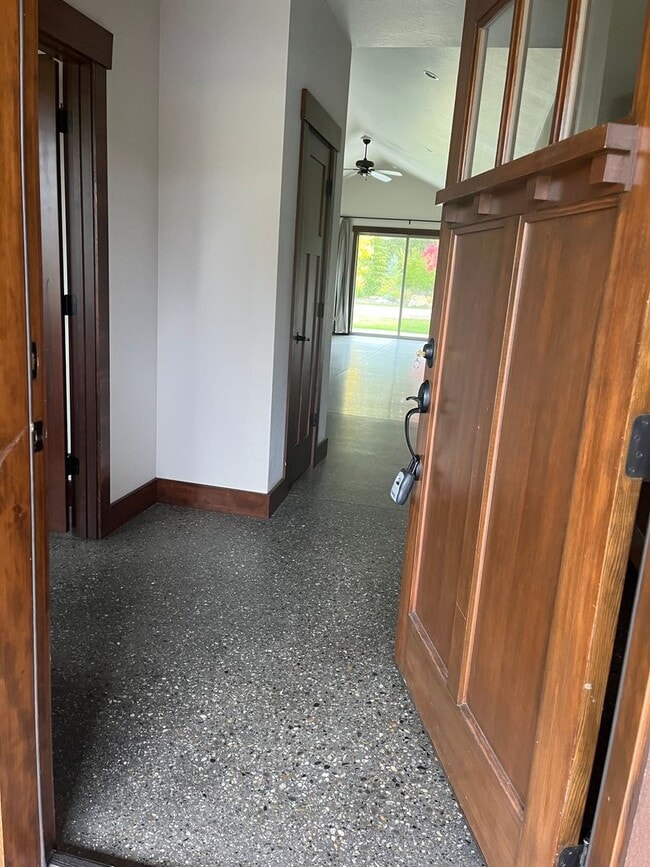 Photo - Sought after Dover Bay Home