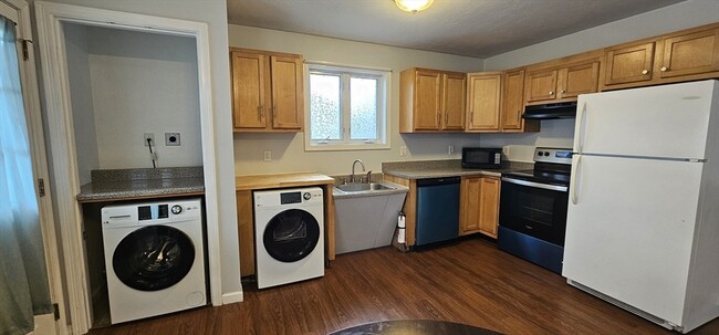 Photo - 2 Warsaw Ave Condo Unit 1R