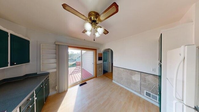 Photo - 311 N 12th St
