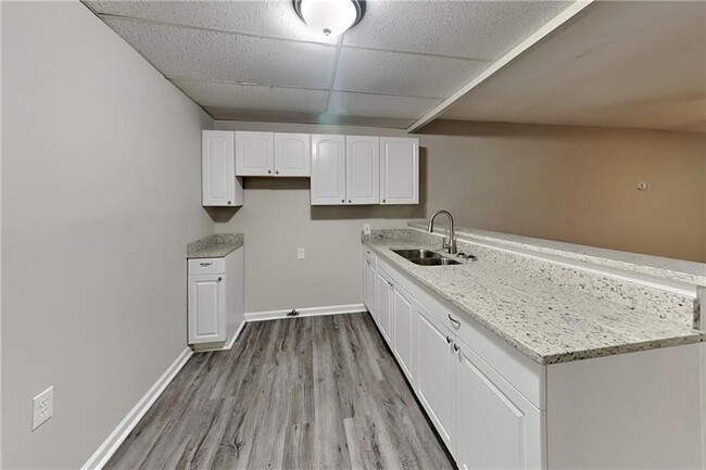 Photo - 603 Brolley Ct