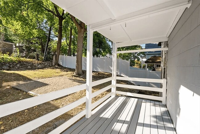 Photo - 81 Bradwood St Unit 1