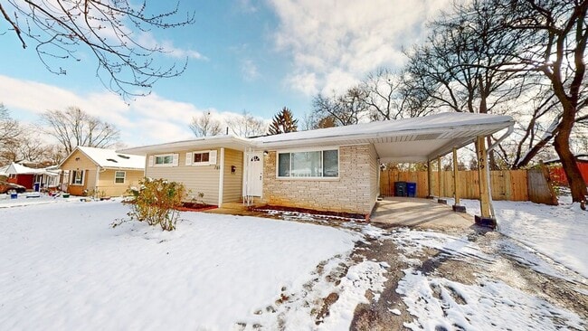 Photo - 769 Kettering Rd